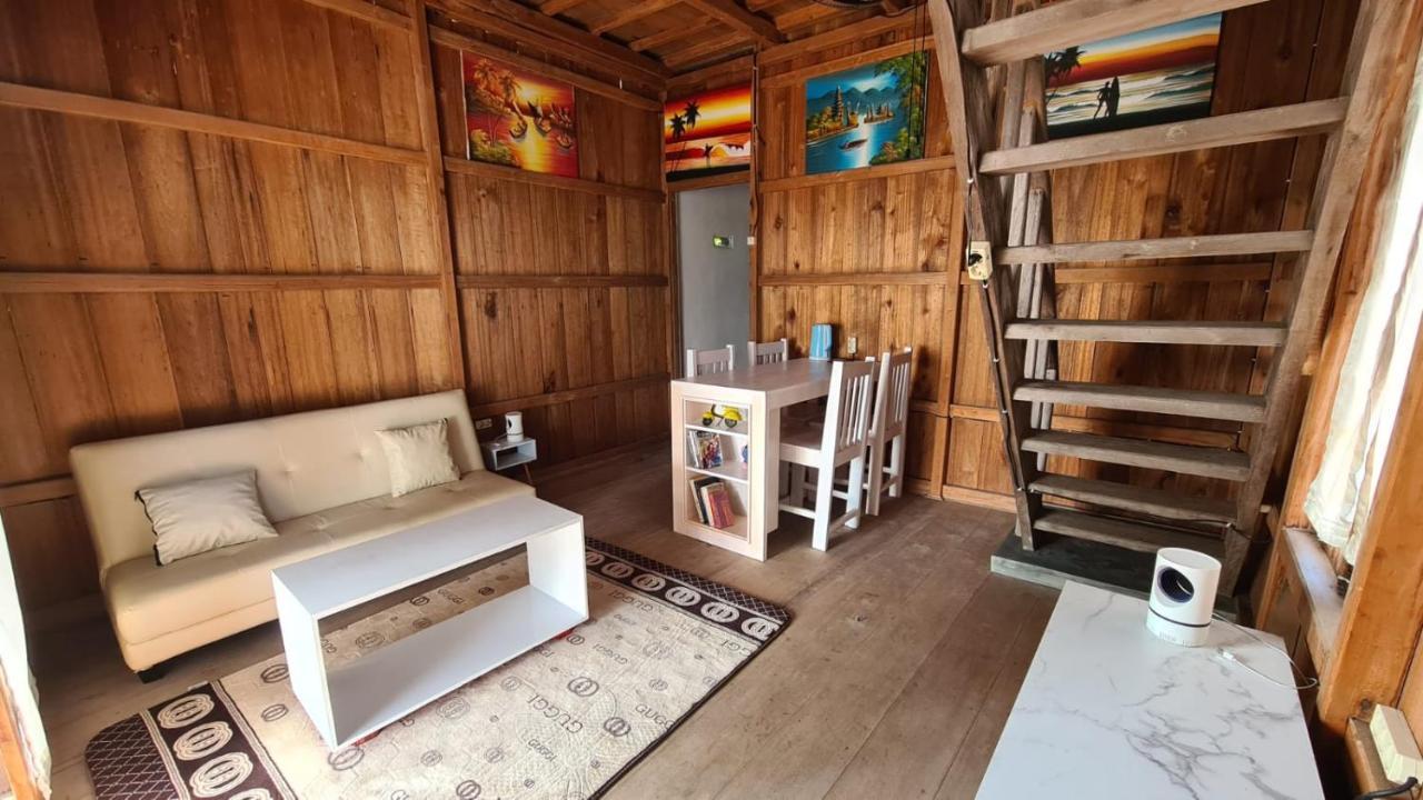 Отель Panorama Ekas Экстерьер фото
